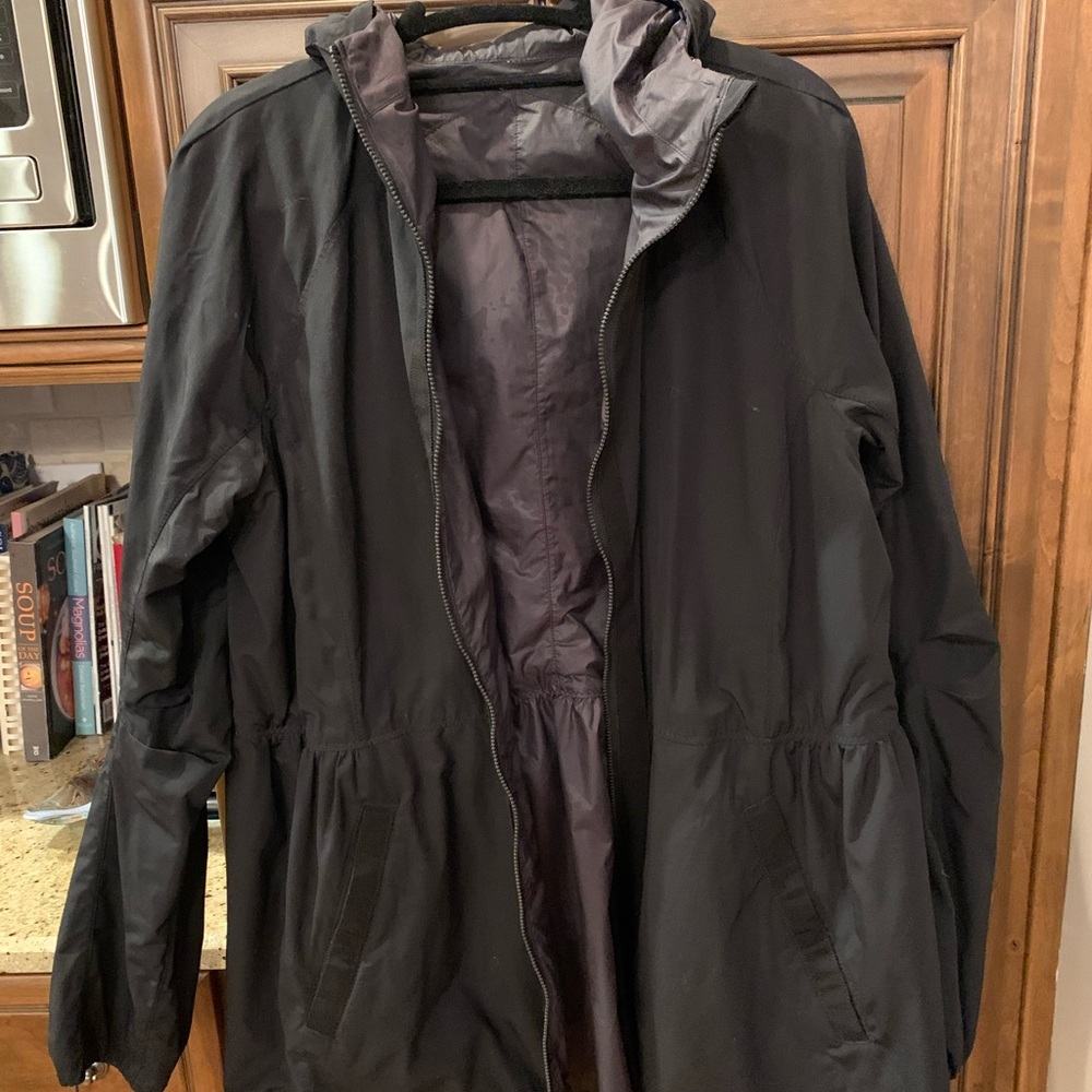 Reversible lululemon rain jacket
